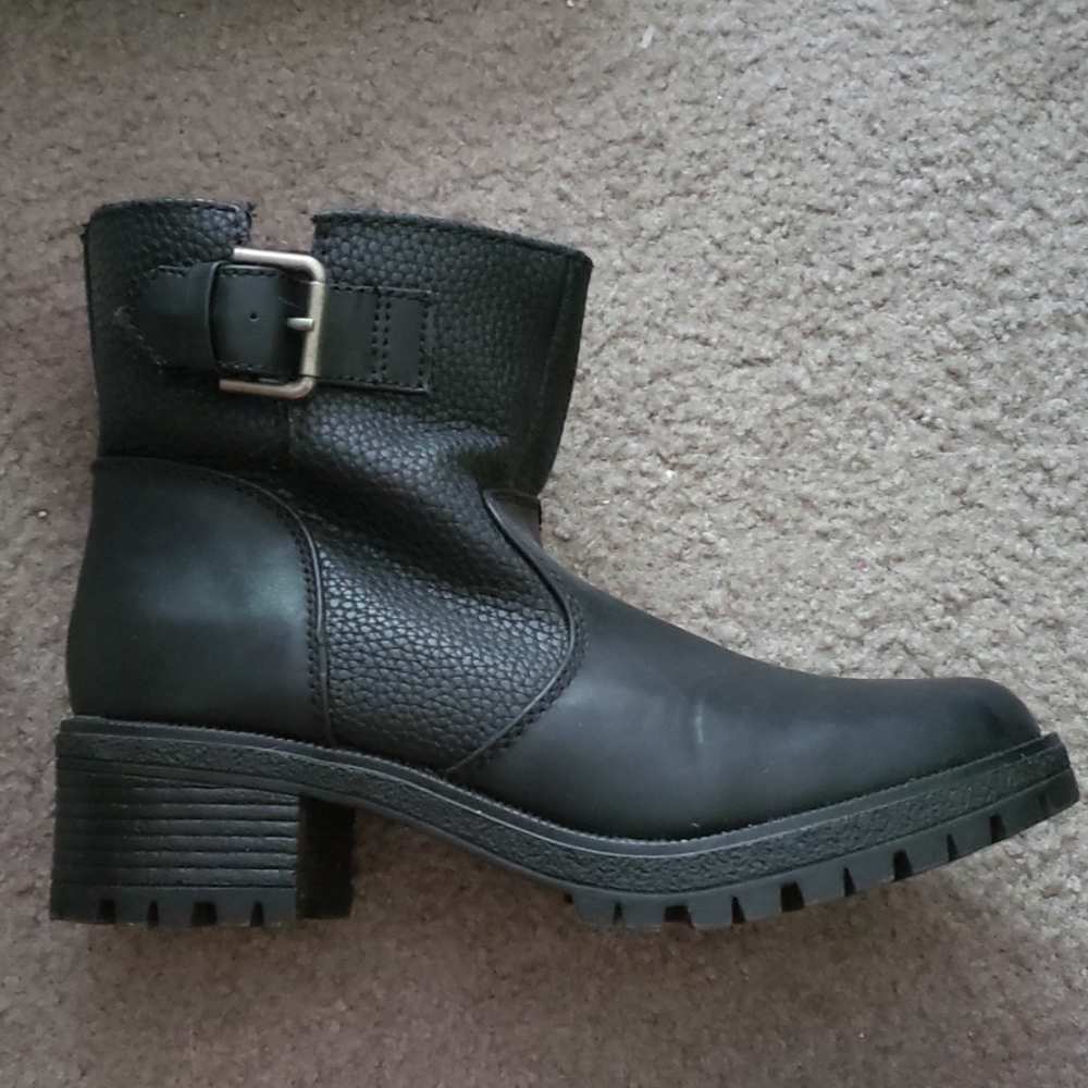 Just fab fur lined mini platform combat boot